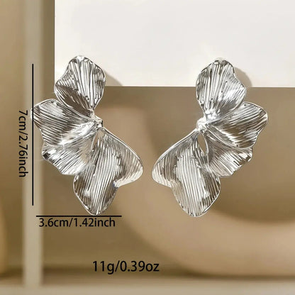 Elegant Leaf Stud Earrings for Everyday Grace-1